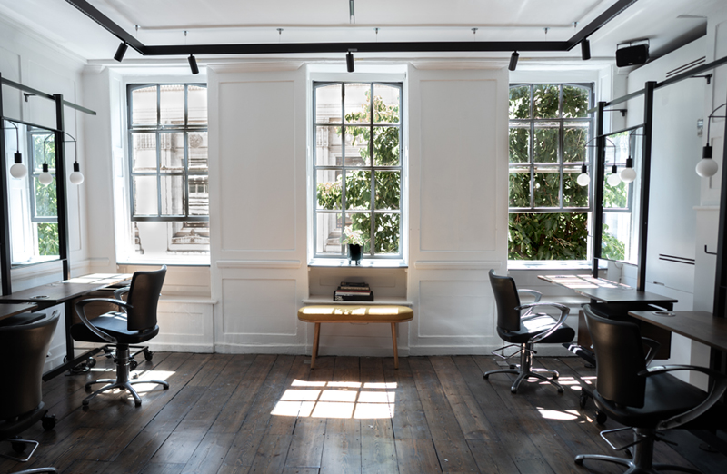 Brooks and Brooks London Salon